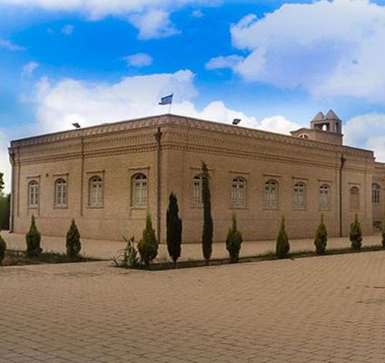 Музеят Маркар — разказва живота и историята на зороастрийците.